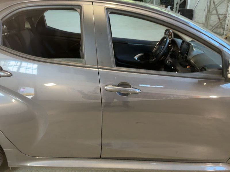 Mazda 2 1.5 Hybrid Pure — zdjęcie 7