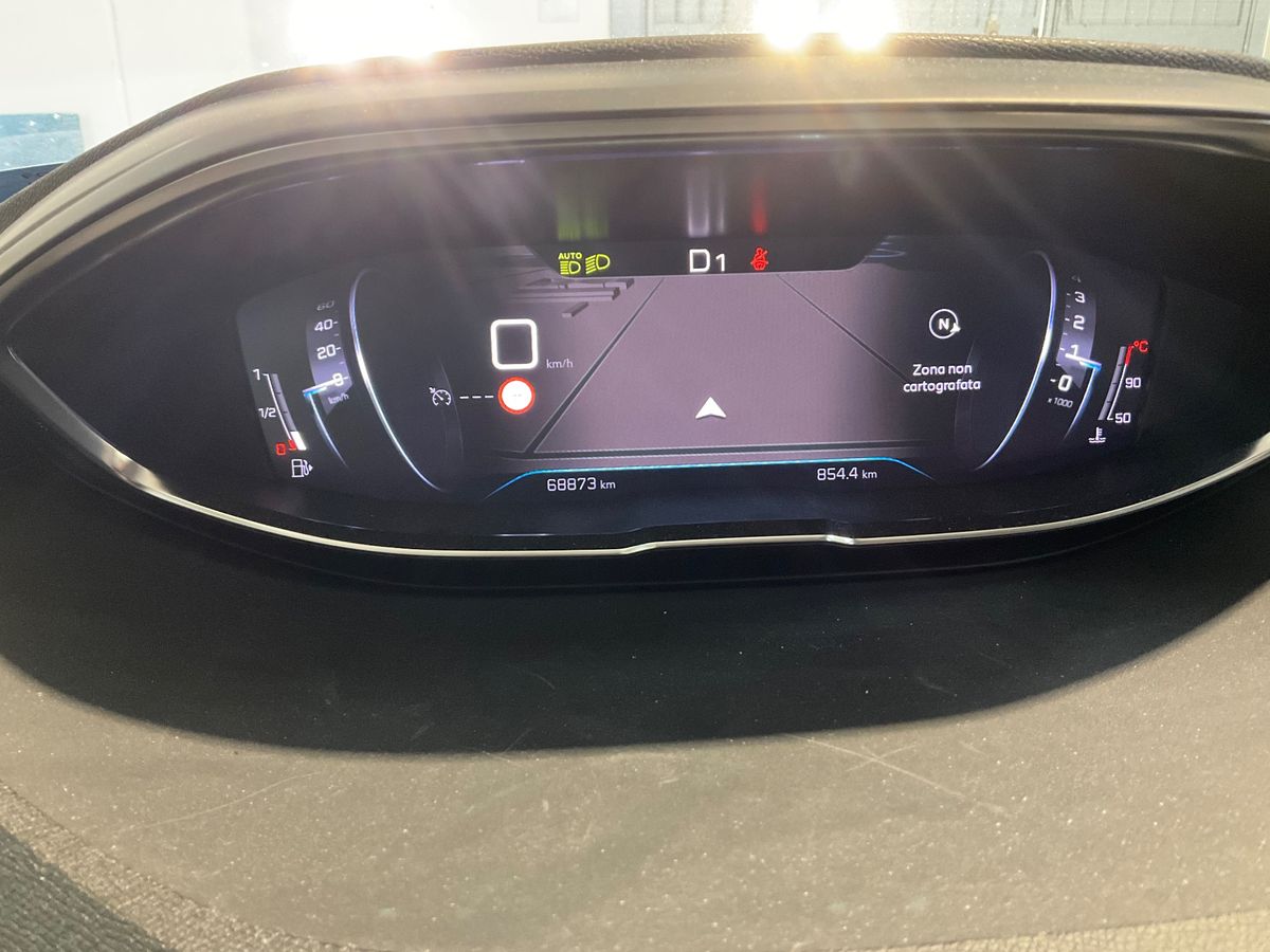 Peugeot  3008 1.2 PureTech Allure Pack - Immagine 10