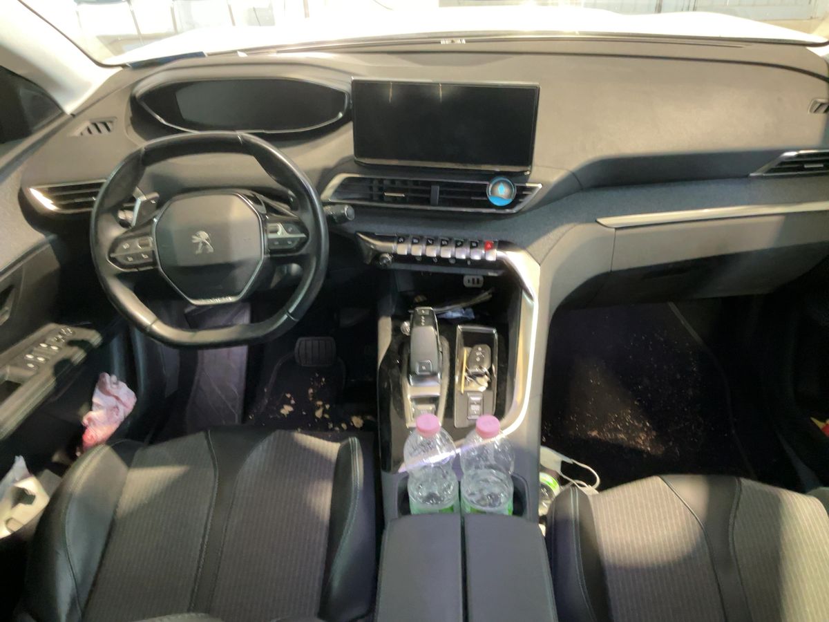 Peugeot  3008 1.2 PureTech Allure Pack - Immagine 9