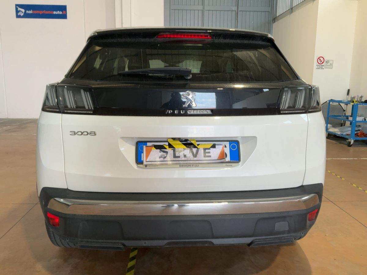 Peugeot  3008 1.2 PureTech Allure Pack - Immagine 3