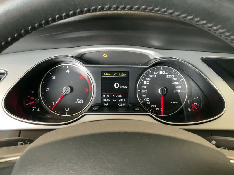 Audi A4 2.0 TDI Ambition — zdjęcie 13
