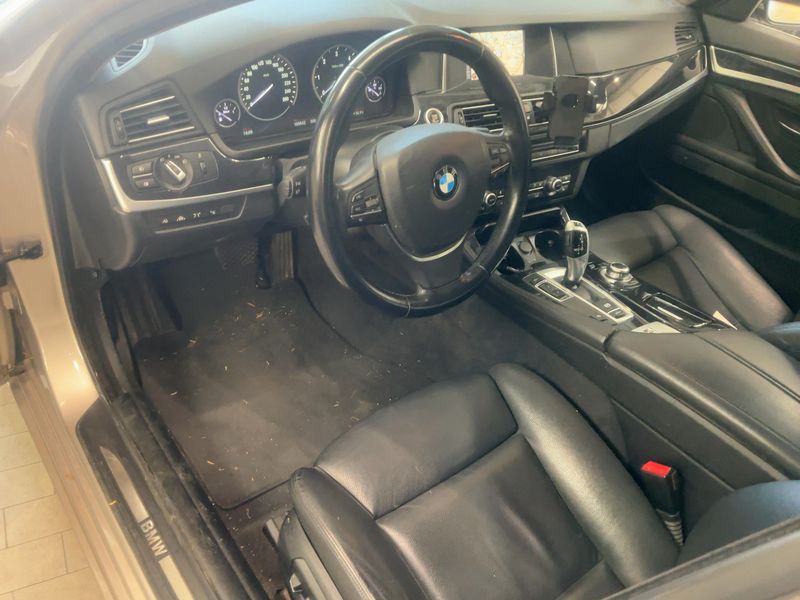 BMW 5er 520d — zdjęcie 12