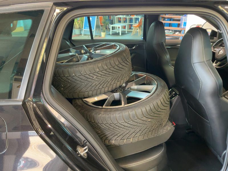 Skoda Octavia 2.0 TDI RS 2016 – снимка 20