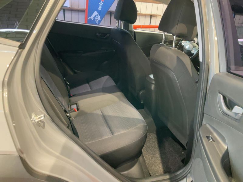 Hyundai Kona 1.0 TGDI Select 2WD — zdjęcie 14