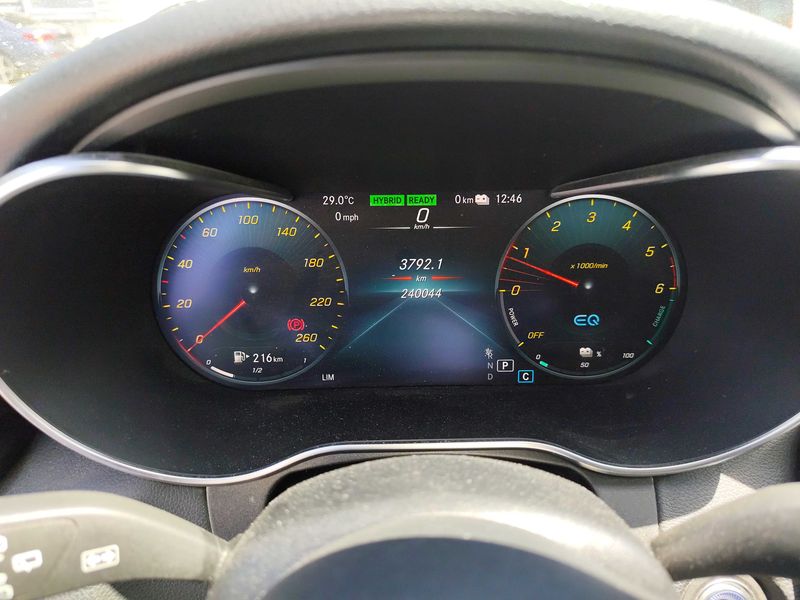 Mercedes-Benz C-Klasse C 300de T AMG Line — zdjęcie 12