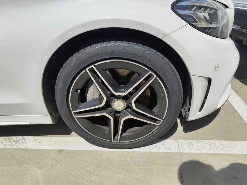 Mercedes-Benz C-Klasse C 300de T AMG Line — zdjęcie 15