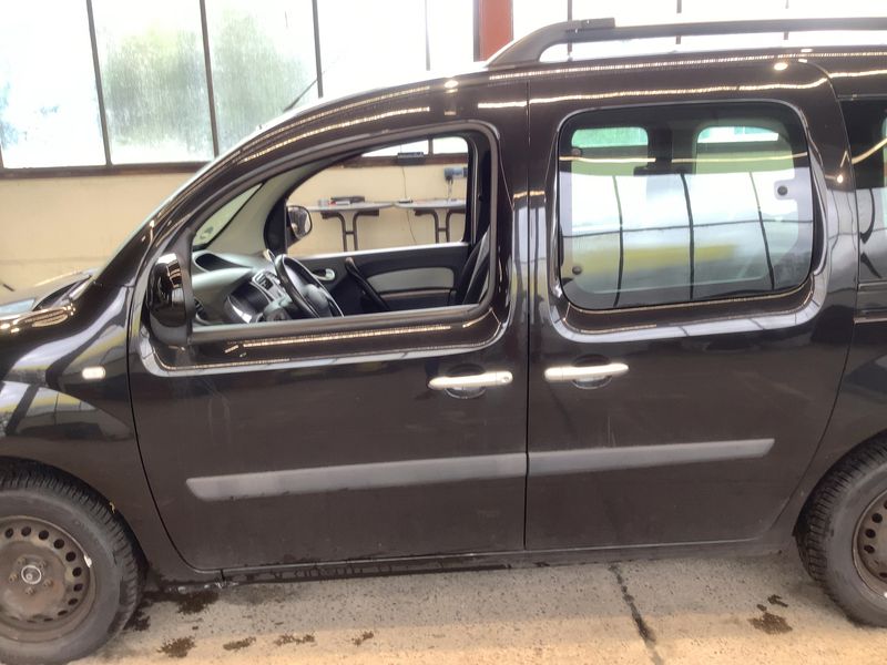 Renault Kangoo 1.2 TCe Energy Limited — zdjęcie 4