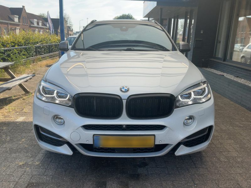 BMW X6 M50d — zdjęcie 9