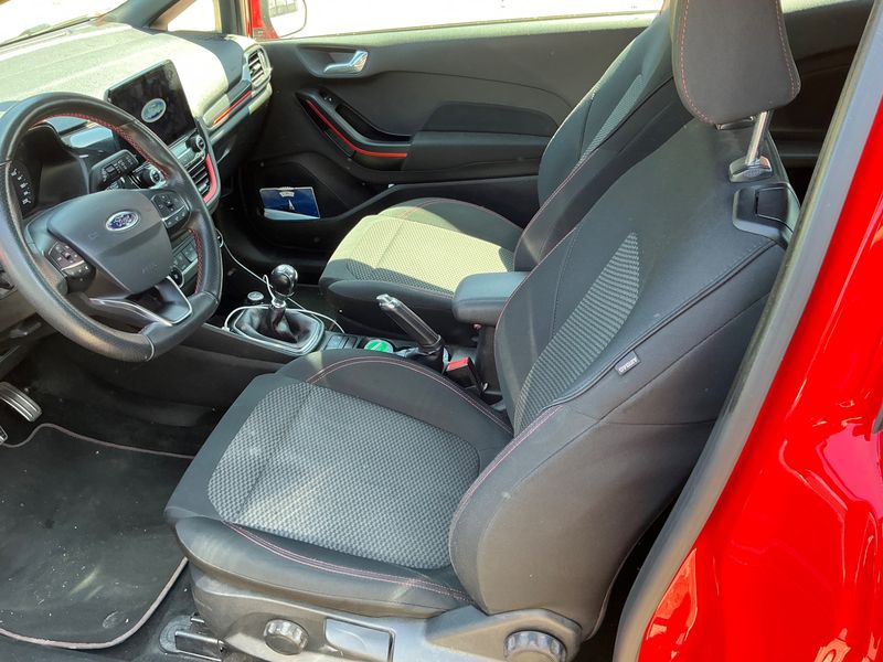 Ford Fiesta 1.0 EcoBoost ST-Line 2018 – снимка 23