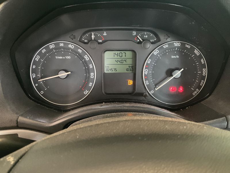 Skoda Octavia 1.6 Classic 2009 – снимка 4