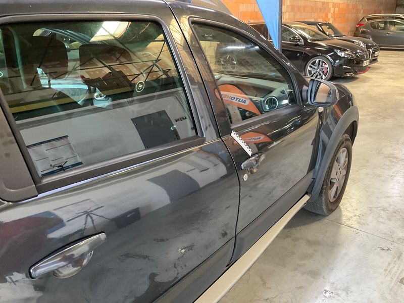 Dacia Duster 1.5 dCi Prestige 4x4 2014 – снимка 24