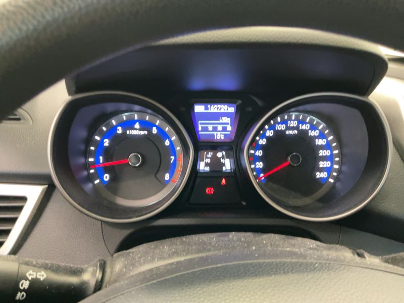 Hyundai i30 1.4 Classic — zdjęcie 13