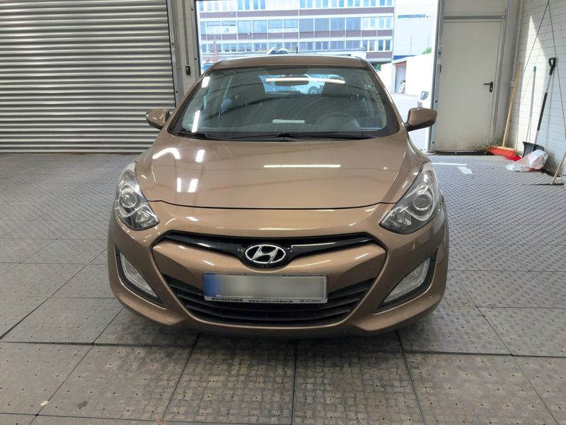 Hyundai i30 1.4 Classic — zdjęcie 9