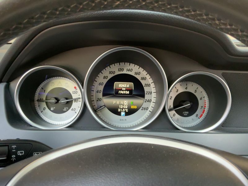 Mercedes-Benz C-Klasse C 180 CGI T BlueEfficiency Avantgarde 2014 – снимка 18