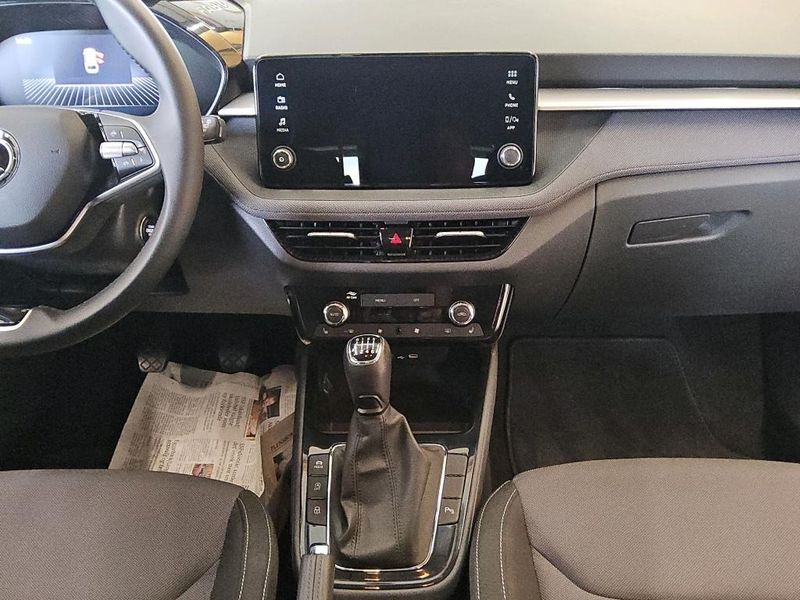 Skoda Fabia 1.0 TSI Drive — zdjęcie 9