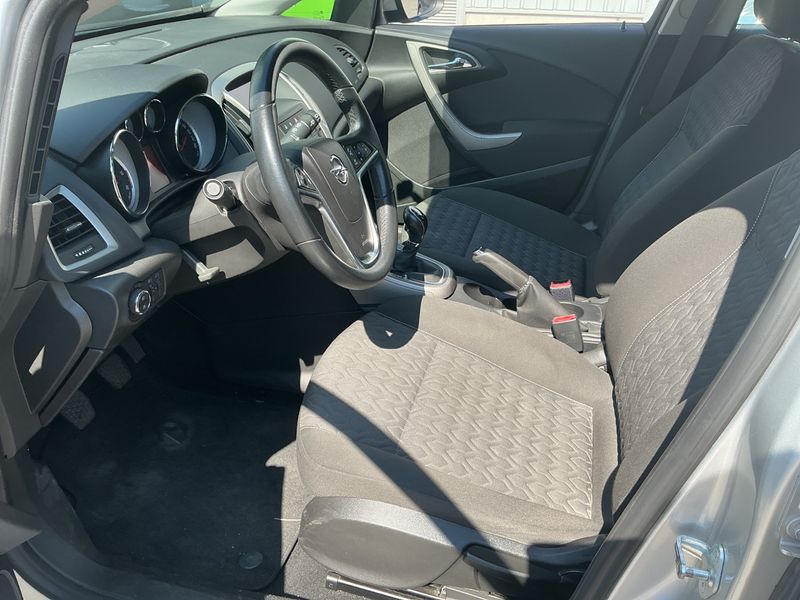 Opel Astra 1.7 CDTI Selection — zdjęcie 3