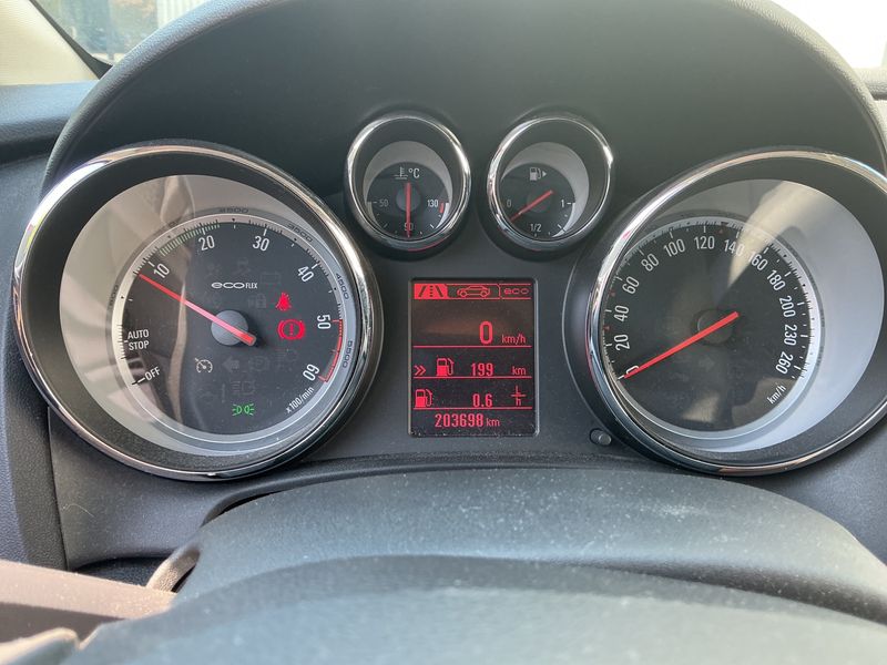 Opel Astra 1.7 CDTI Selection — zdjęcie 4