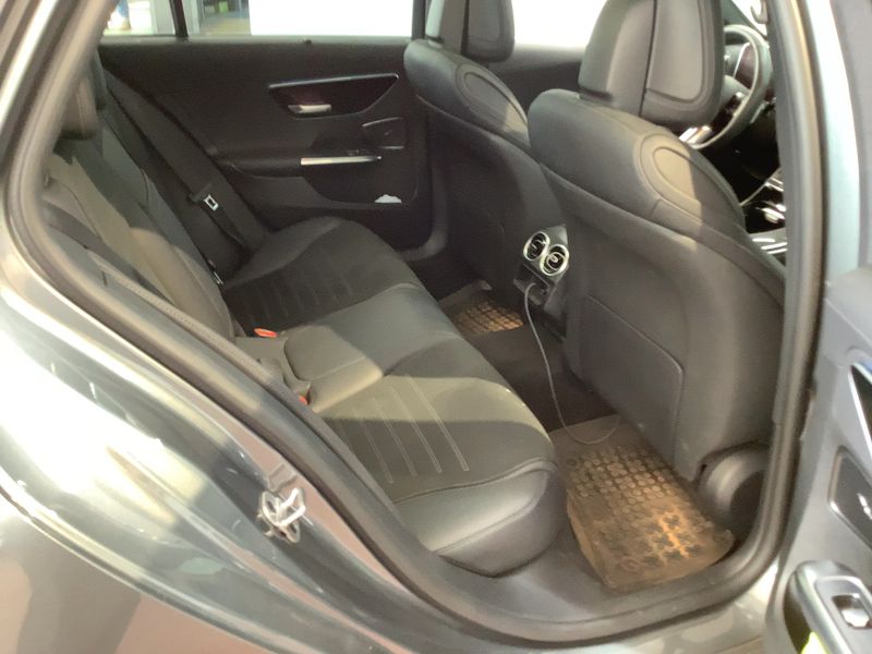 Mercedes-Benz C-Klasse C 200 Mild-Hybrid T AMG Line — zdjęcie 14