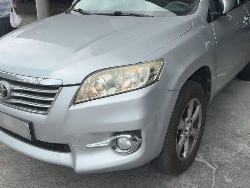 Toyota RAV 4 2.2 D-4D Active — zdjęcie 2