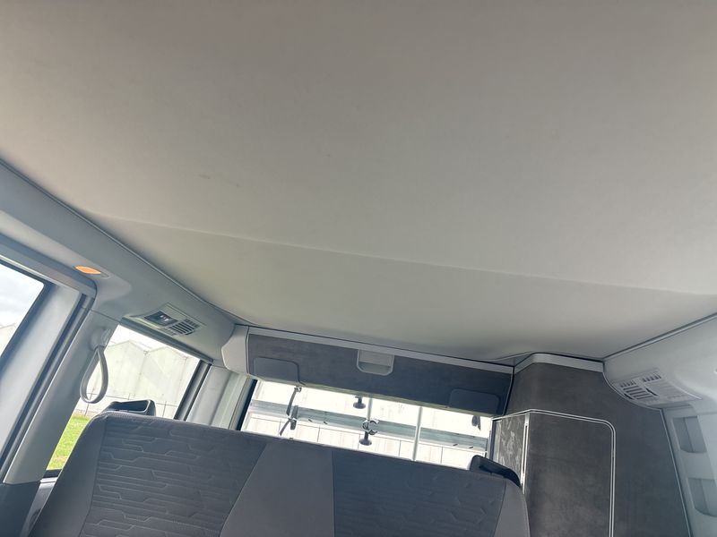 Volkswagen T6 California 2.0 TDI Coast FWD — zdjęcie 18