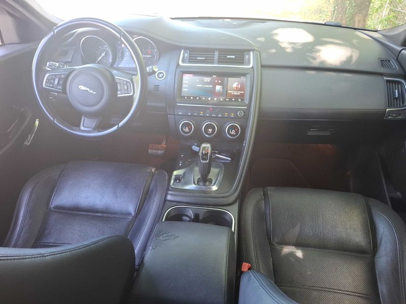 Jaguar E-Pace D180 S AWD — zdjęcie 11