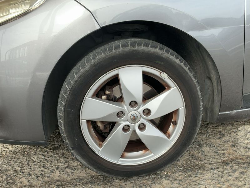 Renault Megane 1.5 dCi Dynamique 2010 – снимка 3