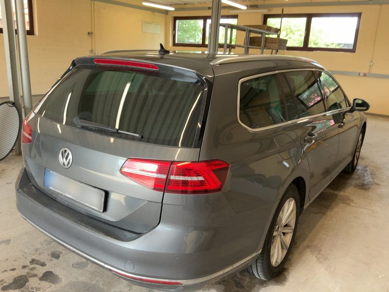 Volkswagen Passat 2.0 TDI Highline BlueMotion Tech 2016 – снимка 8
