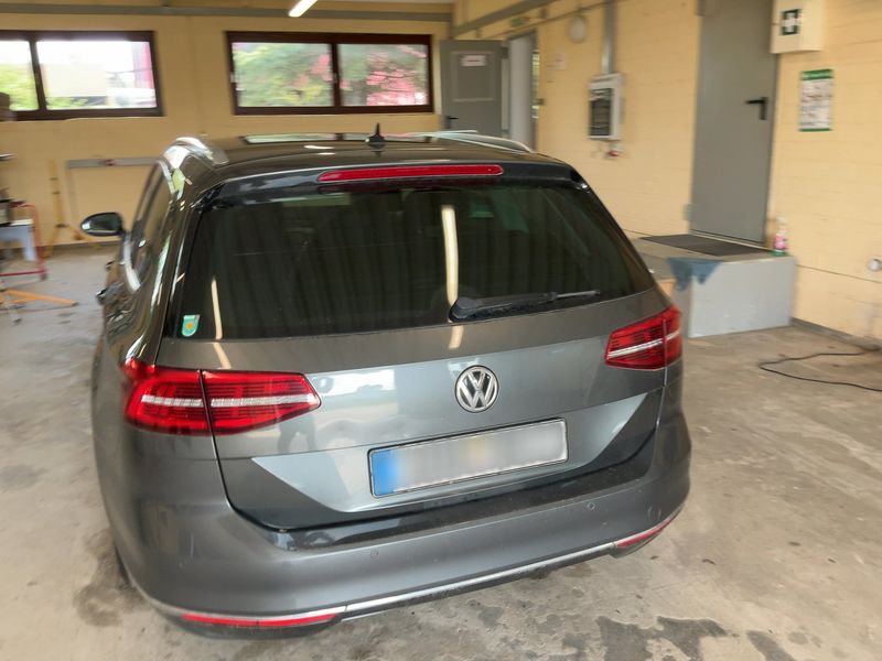 Volkswagen Passat 2.0 TDI Highline BlueMotion Tech 2016 – снимка 7