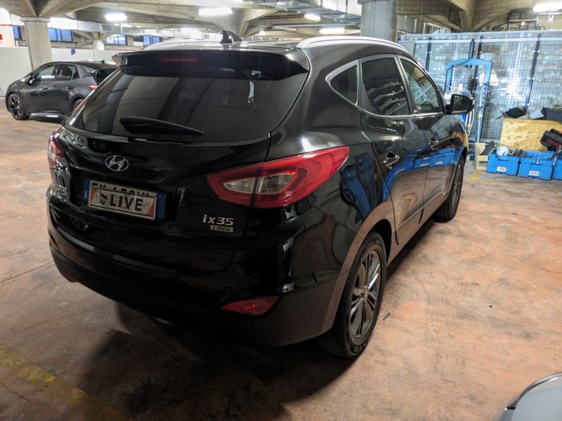 Hyundai ix35 1.7 CRDi XPossible 2WD — zdjęcie 5
