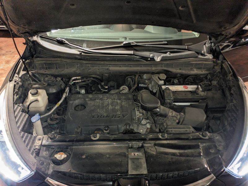 Hyundai ix35 1.7 CRDi XPossible 2WD — zdjęcie 8