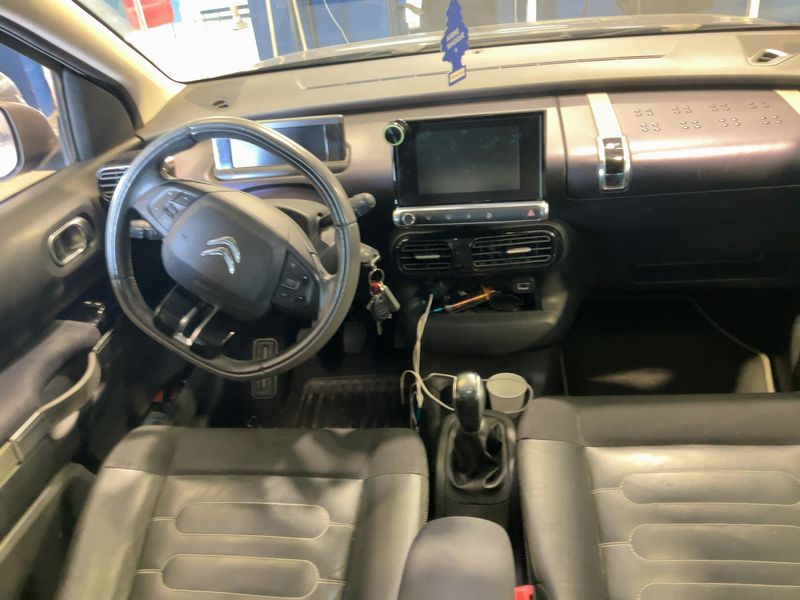 Citroen C4 Cactus 1.2 e-THP Shine Edition 2016 – снимка 17
