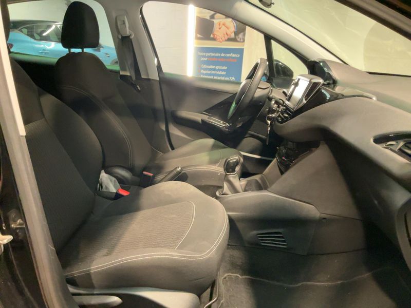 Peugeot 208 1.5 Blue-HDi Active — zdjęcie 11
