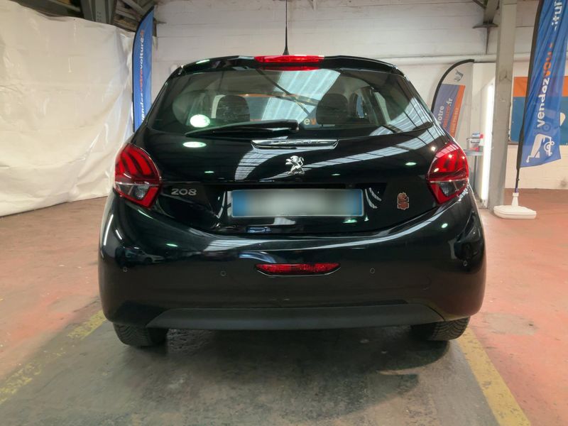 Peugeot 208 1.5 Blue-HDi Active — zdjęcie 5