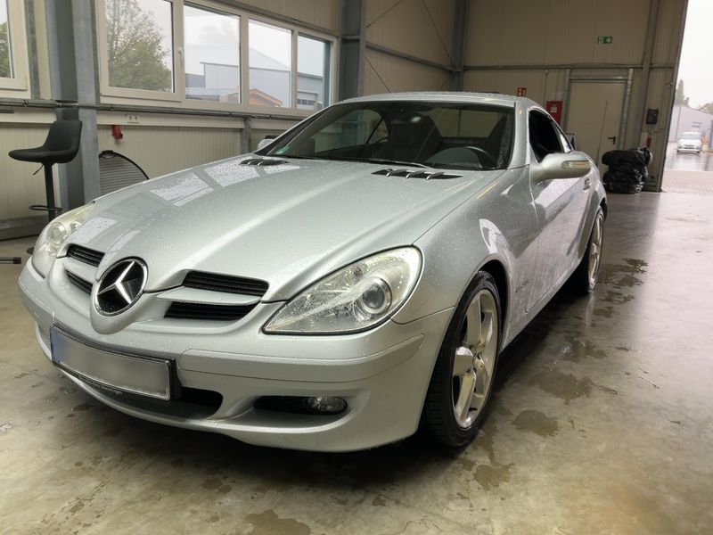 Mercedes-Benz SLK-Class