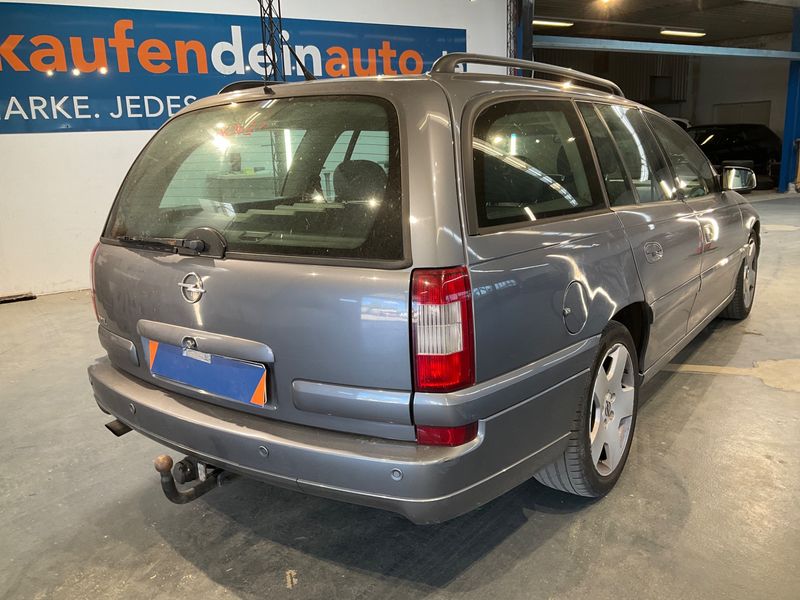 Opel Omega 2.6 V6 Sport Caravan 2001 – снимка 2