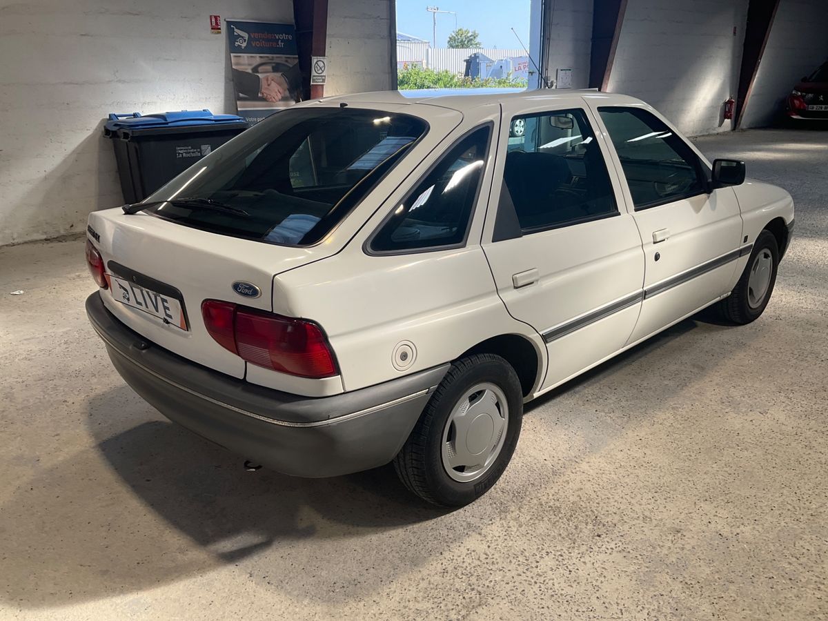 Ford Escort 1.3 CLX