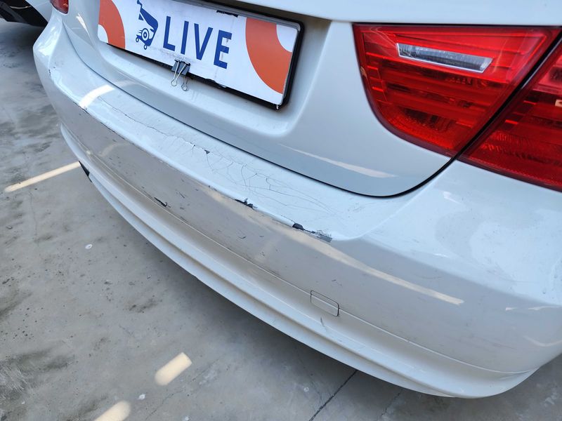 BMW 3er 316d 2010 – снимка 21