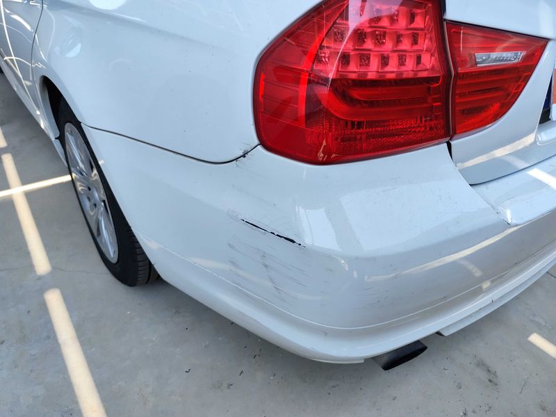 BMW 3er 316d 2010 – снимка 24