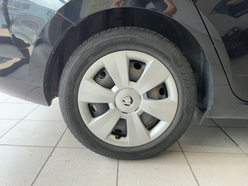 Skoda Fabia 1.4 TDI Ambition 2015 – снимка 9