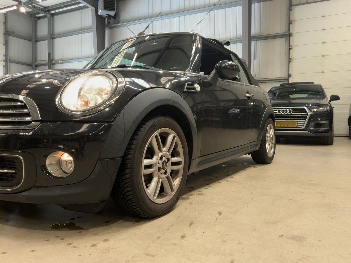 MINI Cabrio Cooper