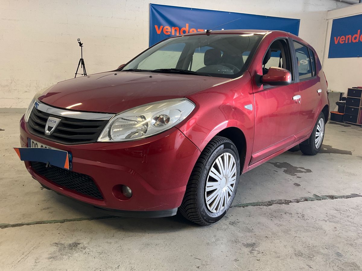 Dacia Sandero 2011