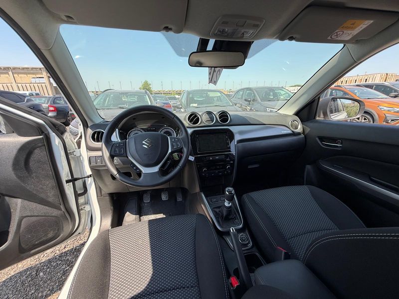Suzuki Vitara 1.4 BoosterJet Mild-Hybrid Star View 4x2 — zdjęcie 11
