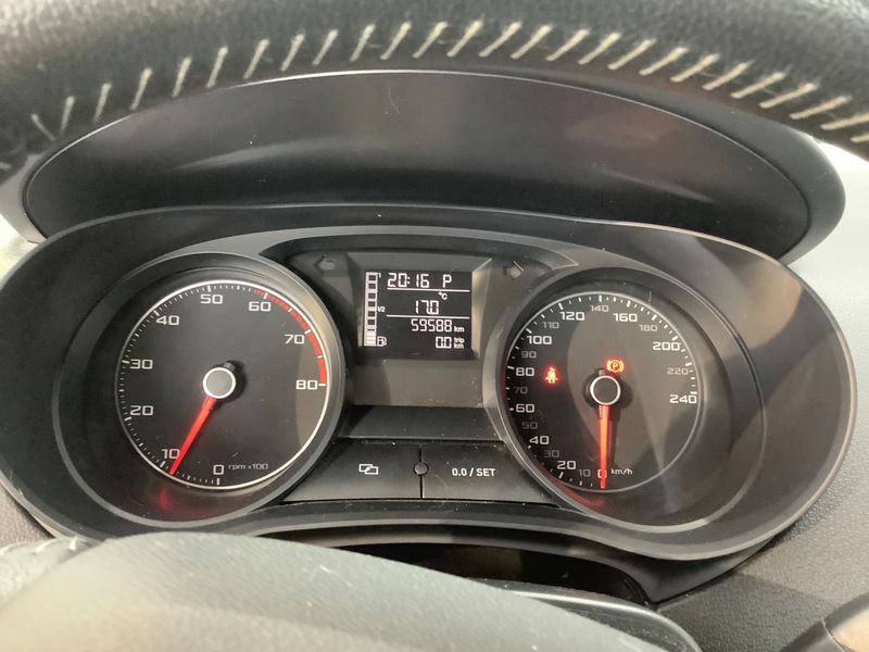 Seat Ibiza 1.2 TSI Style Salsa — zdjęcie 13