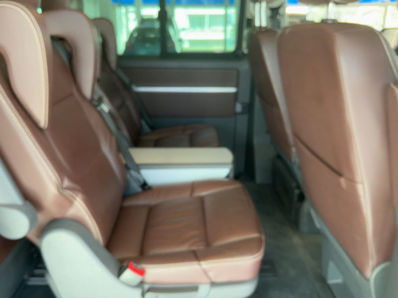 Volkswagen T5 Multivan 2.0 TDI Highline — zdjęcie 14