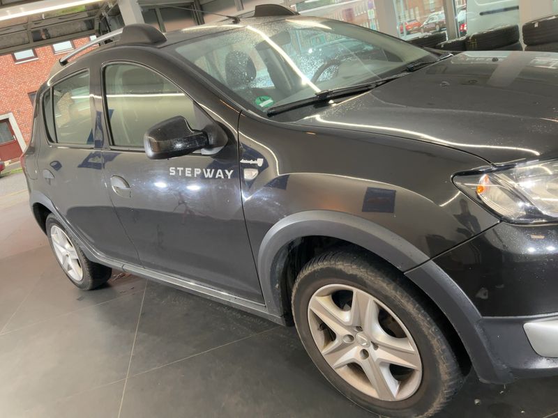 Dacia Sandero 1.5 dCi Stepway Prestige 2016 – снимка 12