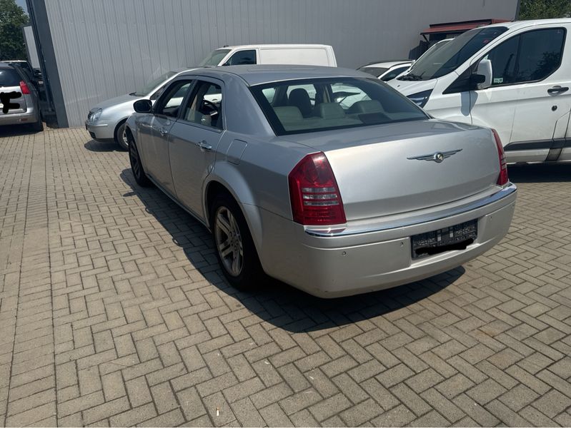 Chrysler 300 C 3.5 — zdjęcie 3
