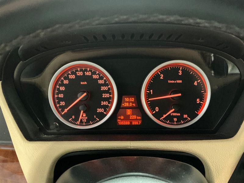 BMW X6 xDrive 30d — zdjęcie 13