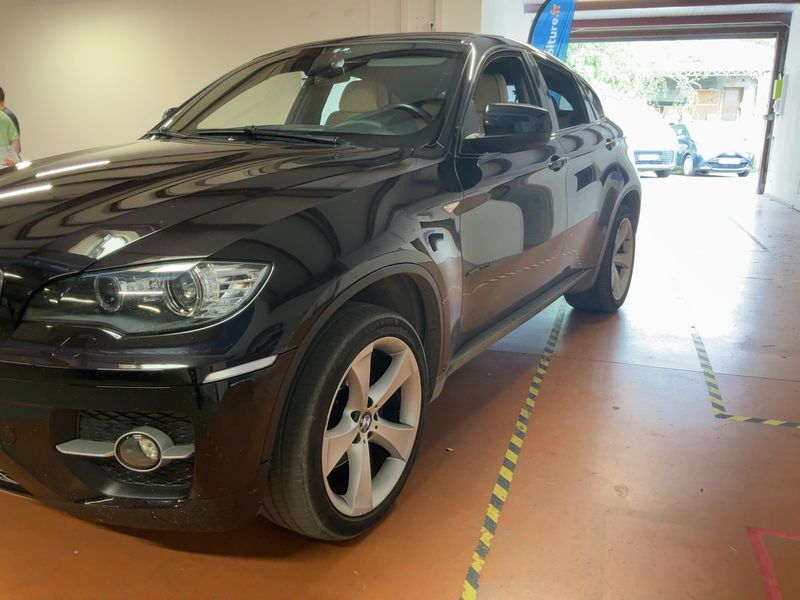BMW X6 xDrive 30d — zdjęcie 2