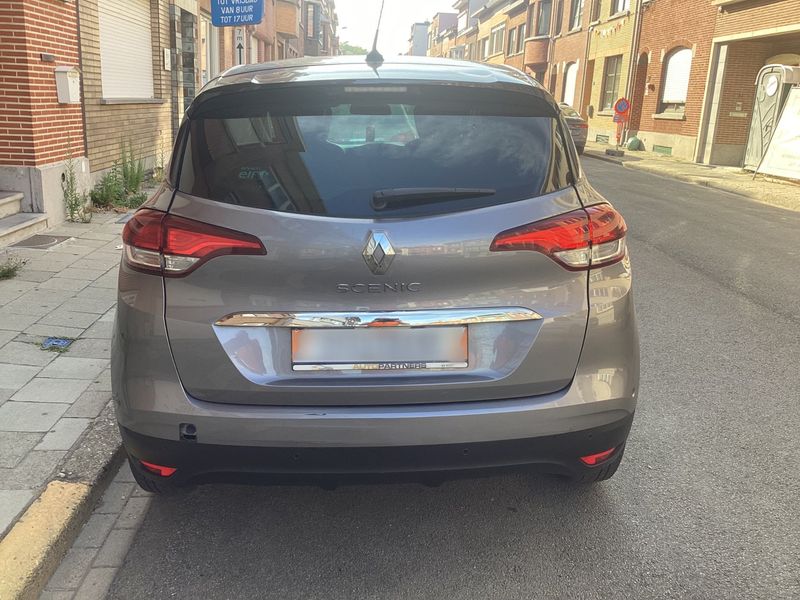 Renault Scenic 1.2 TCe Energy BOSE Edition — zdjęcie 5