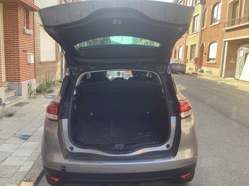 Renault Scenic 1.2 TCe Energy BOSE Edition — zdjęcie 10
